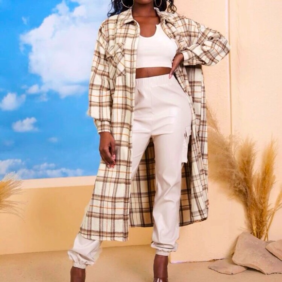 Long line Flannel Shacket - Picture 2 of 7